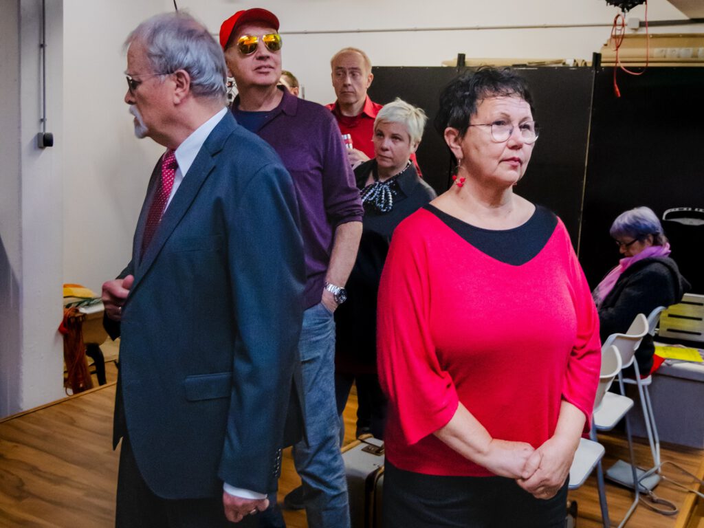 Ensemble von Theater Bühne frei bei einer Aufführung